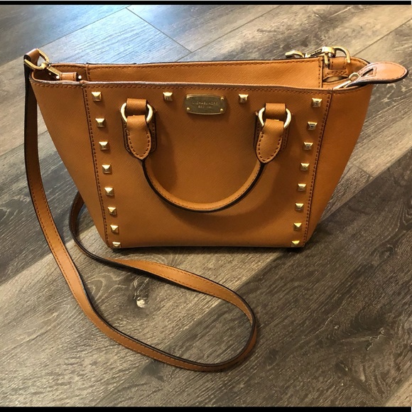 Michael Kors Handbags - Michael Kors Saffiano Leather Messenger Bag/Purse